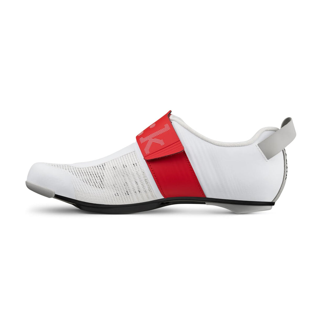 FIZIK TRETRY TRANSIRO HYDRA AEROWEAVE CARBON BIAŁO/CZERWONO-NIEBIESKIE (TRR2PAR1K20RB)