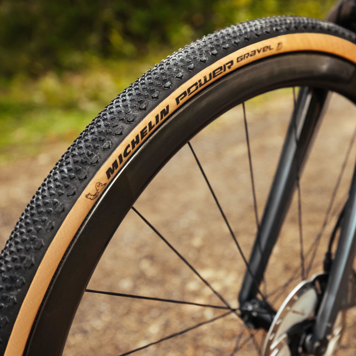 OPONA MICHELIN POWER GRAVEL CLASSIC V2 700X40C LINIA ZAWODNICZA KEVLAR MAGI-X TS TLR (041636)